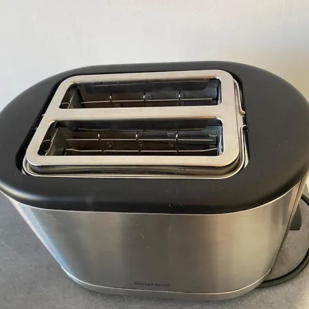 With Beautiful Terrace And Air Conditioning * 몽펠리에