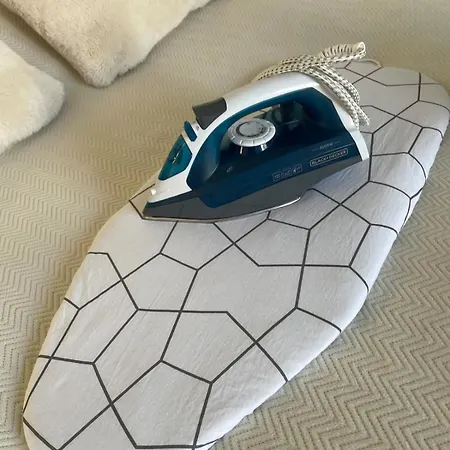 With Beautiful Terrace And Air Conditioning * 몽펠리에