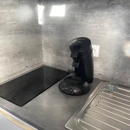 아파트 With Beautiful Terrace And Air Conditioning *