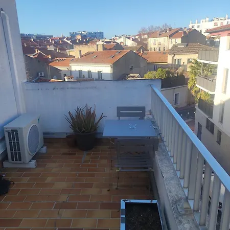 With Beautiful Terrace And Air Conditioning * 몽펠리에
